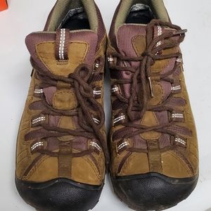 Womens 6.5 Keen Hiking boot